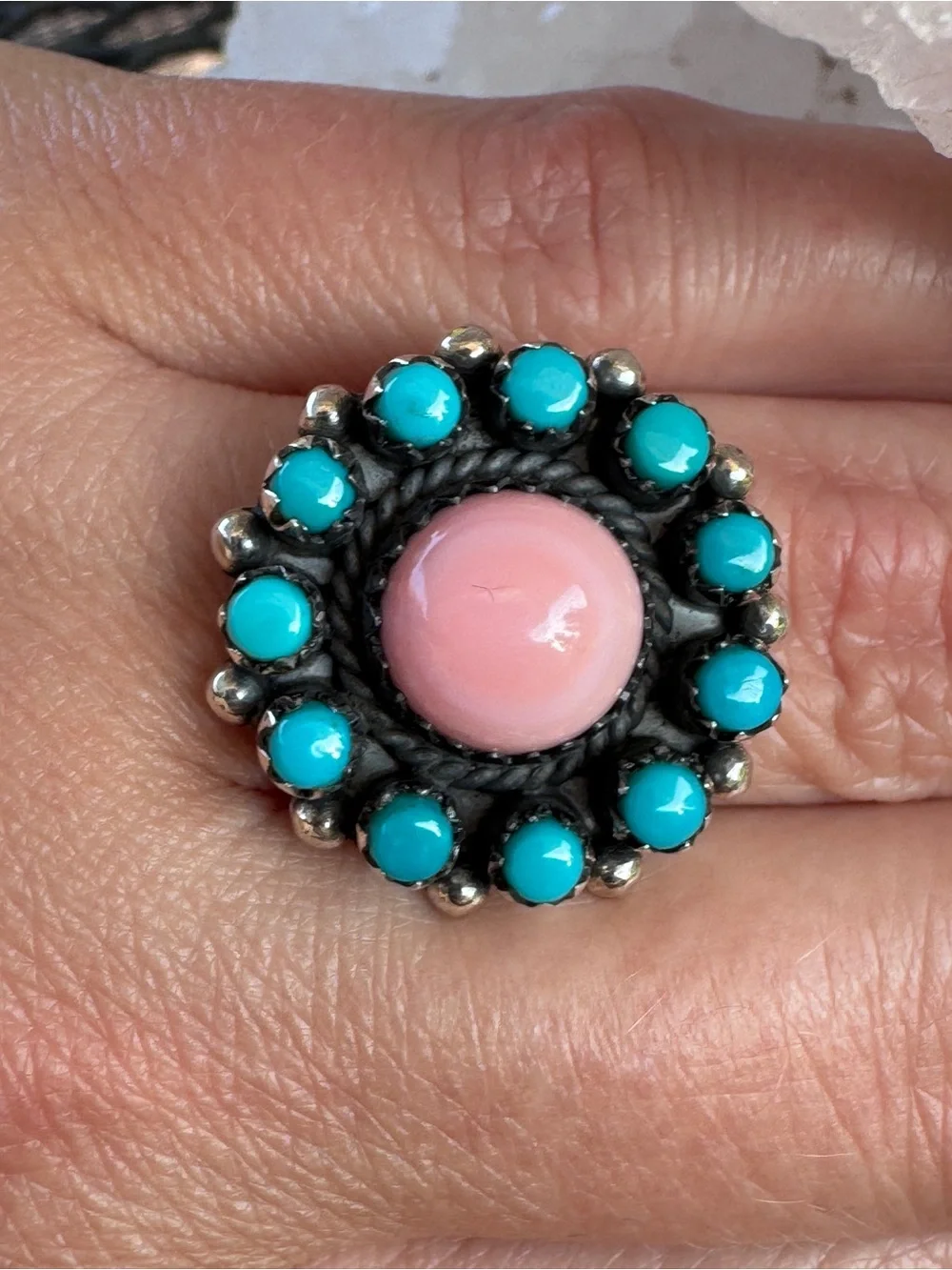 Pink Queen Conch Center with Turquoise Halo Statement Ring - Size 8.25 - Picture 3 of 9